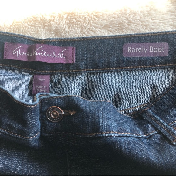 EUC Gloria Vanderbilt ladies jeans. Size 18W - Picture 4 of 5